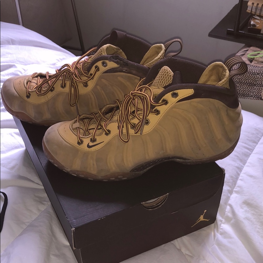 Nike Men’s JORDON WEST BROOK 9Yellow Foamposite Casual Sneakers